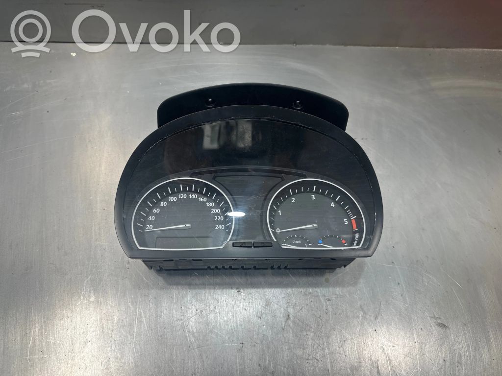 BMW X3 E83 Spidometrs (instrumentu panelī) 