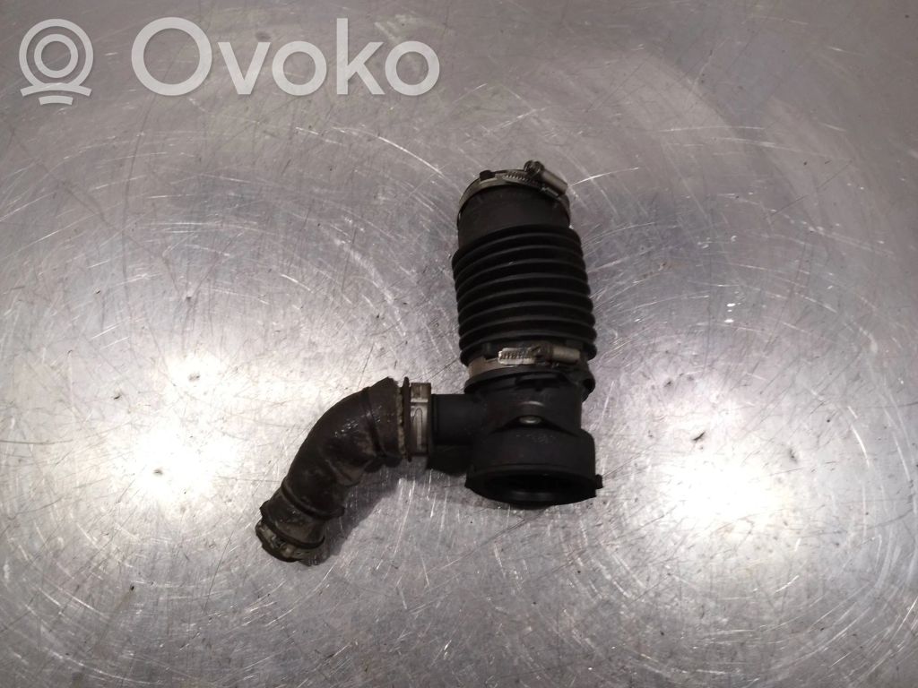 Ford Transit Courier Air intake hose/pipe 