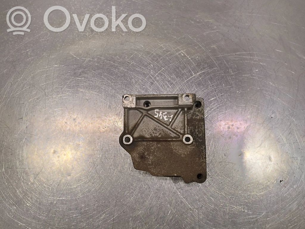 Peugeot Partner A/C compressor mount bracket 