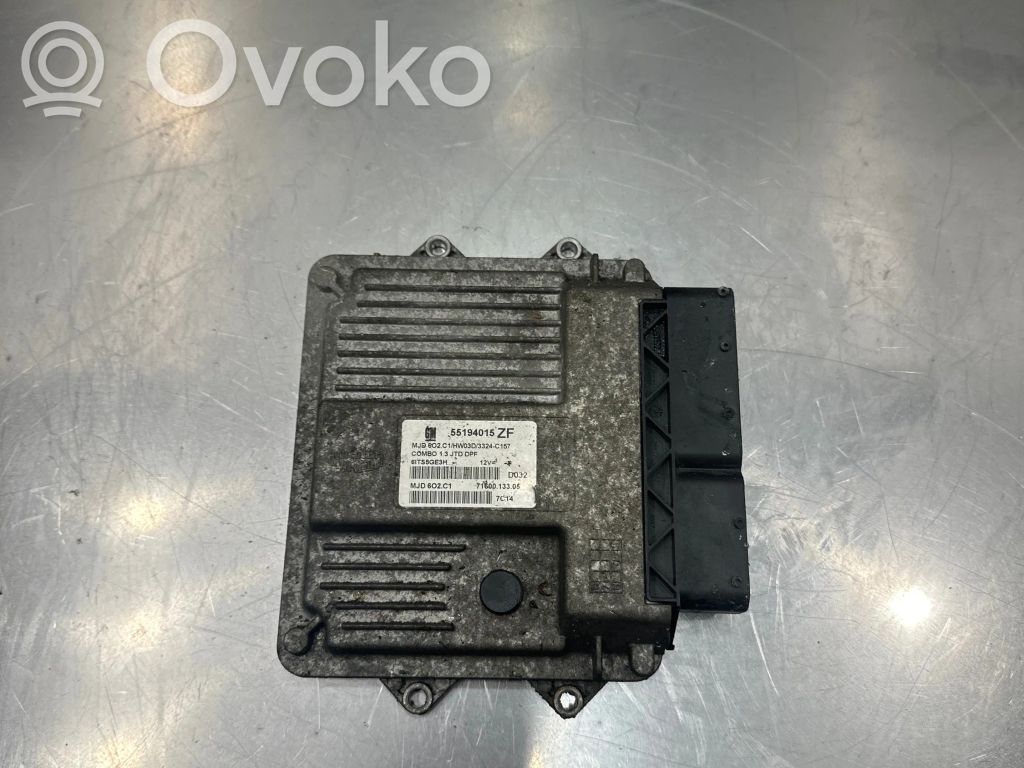 Opel Combo C Engine control unit/module 