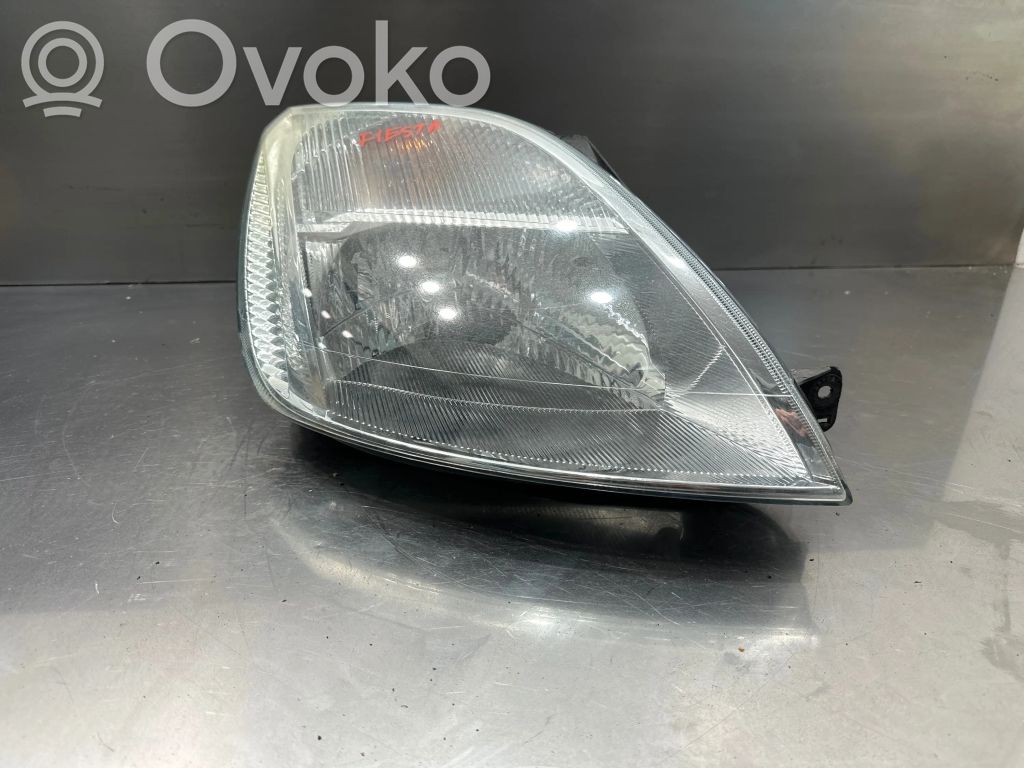 Ford Fiesta Lampa przednia 
