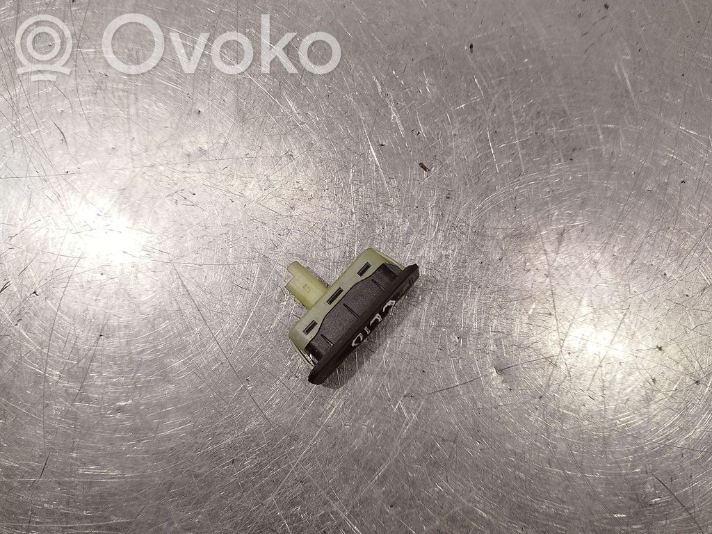 Renault Clio III Tailgate/trunk/boot exterior handle 