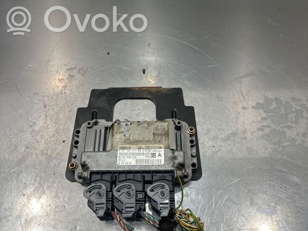 Citroen C4 I Engine control unit/module 