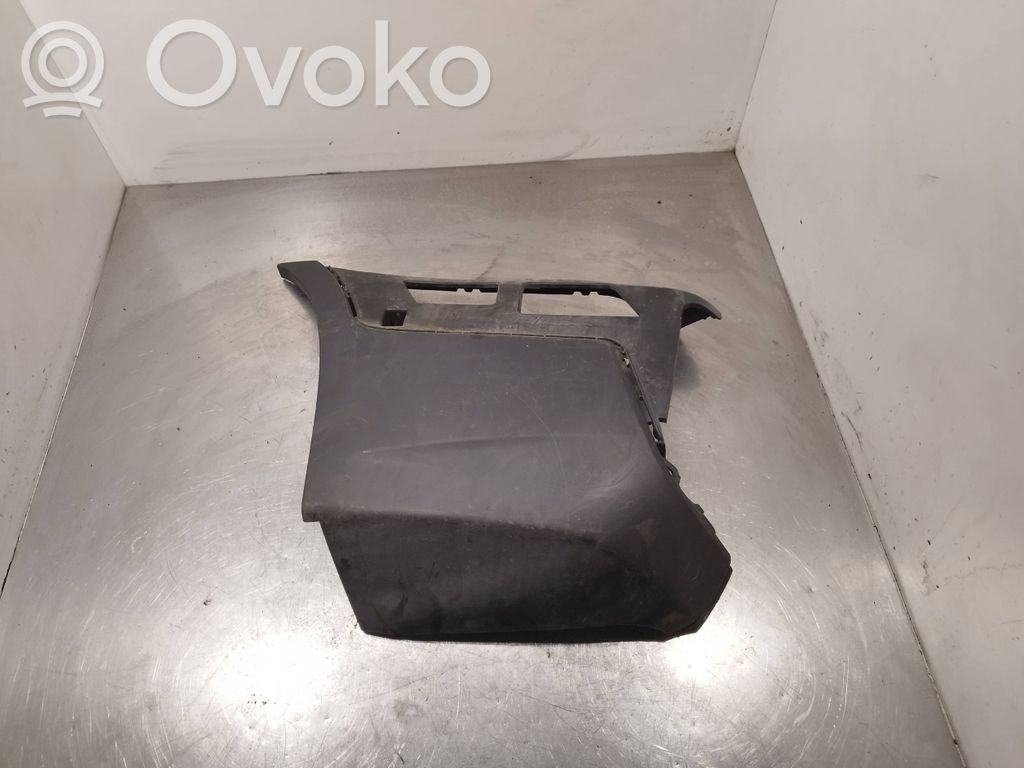 BMW X3 E83 Takapuskurin kulmaosan verhoilu 