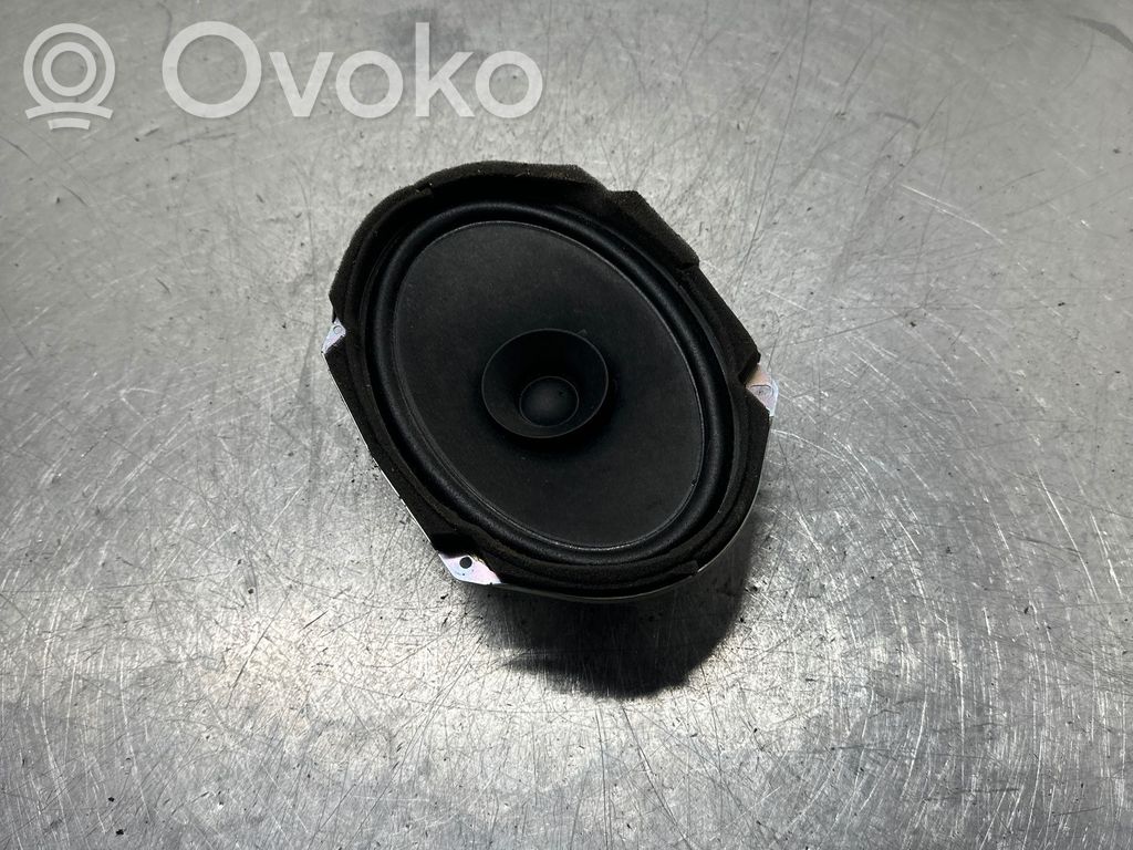 Mazda 5 Front door speaker 