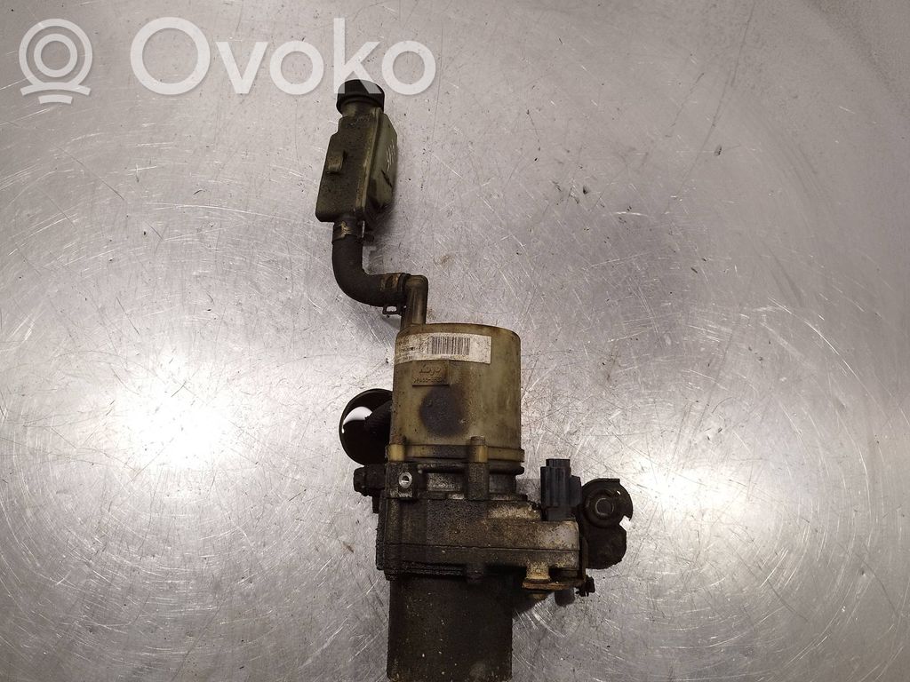 Mazda 5 Ohjaustehostimen pumppu 
