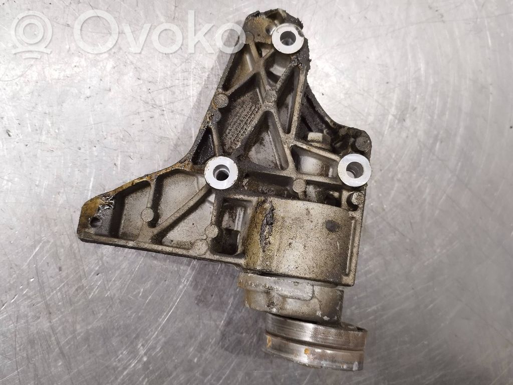 Skoda Roomster (5J) A/C compressor mount bracket 