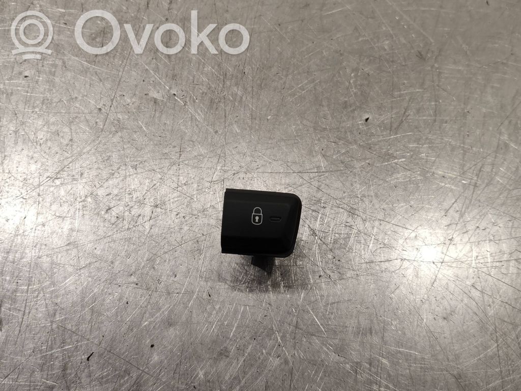 Peugeot 208 I Central locking switch button 