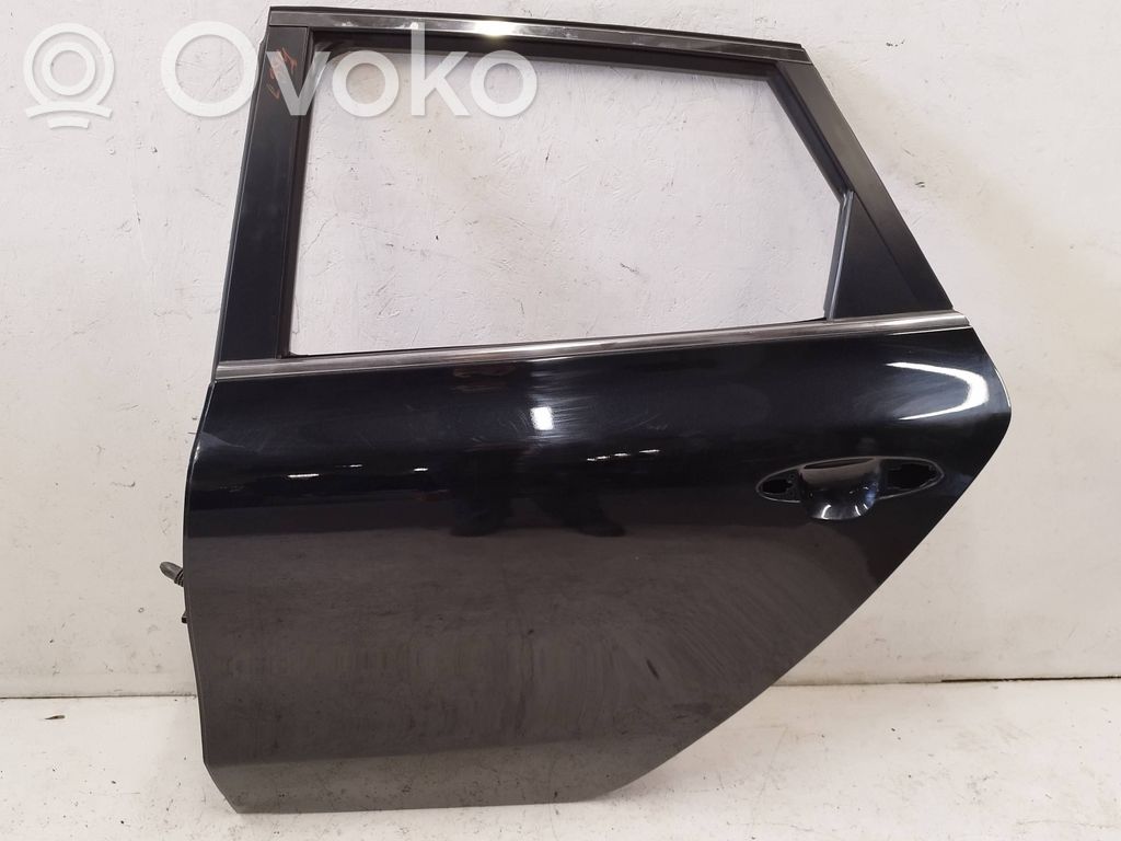 Rear door