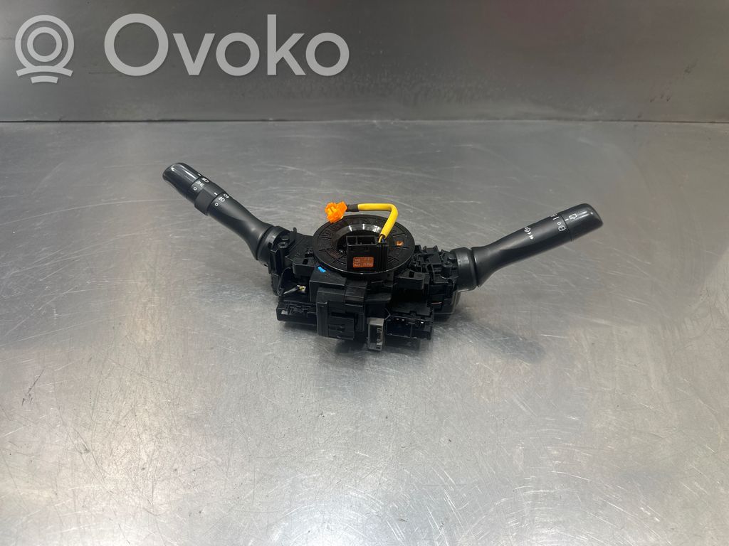 Toyota Yaris Bloc semnalizator și ștergător parbriz 