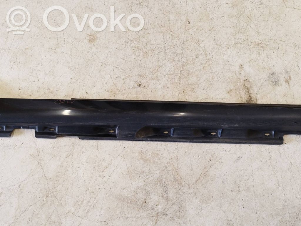 Volvo C30 Slenkstis 