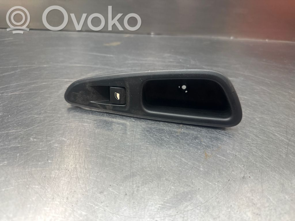 Peugeot 308 Electric window control switch 