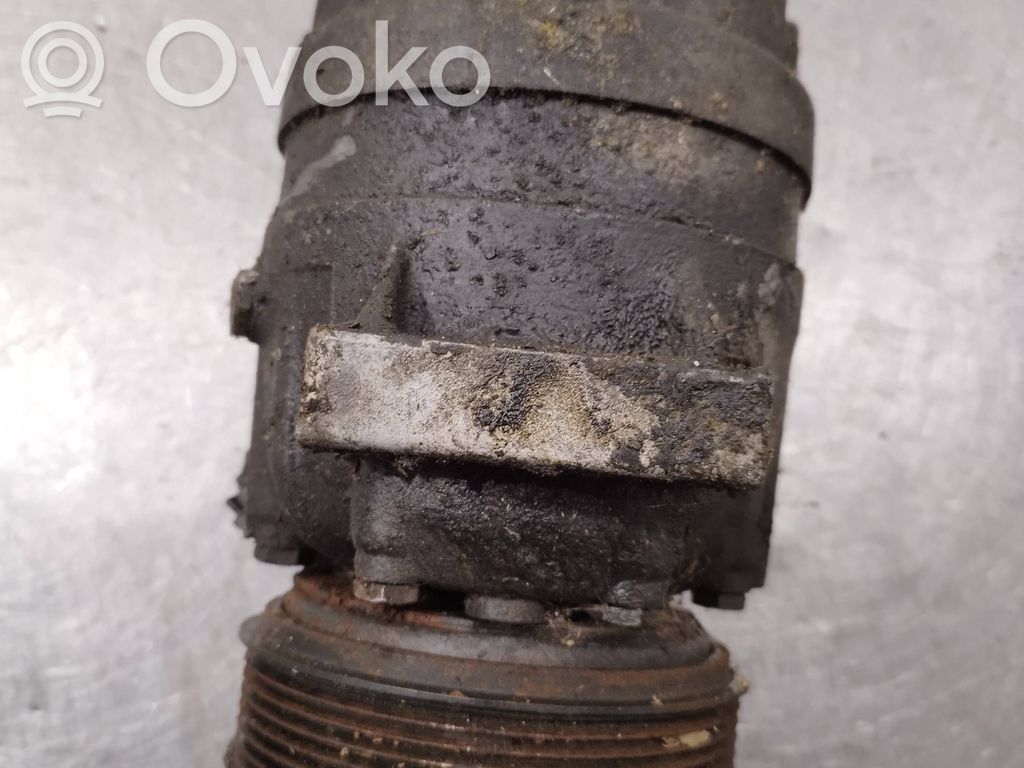 Renault Master II Klimakompressor Pumpe 