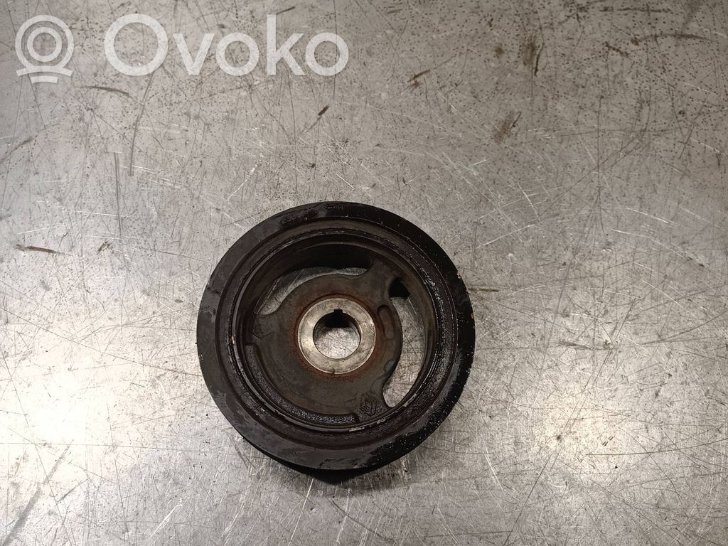 Renault Clio IV Kampiakselin vauhtipyörä 