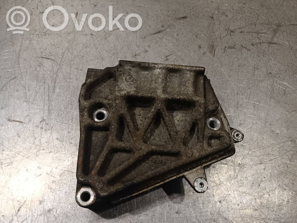 Opel Antara Engine mounting bracket 