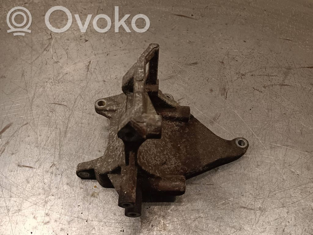 Subaru Forester SG A/C compressor mount bracket 