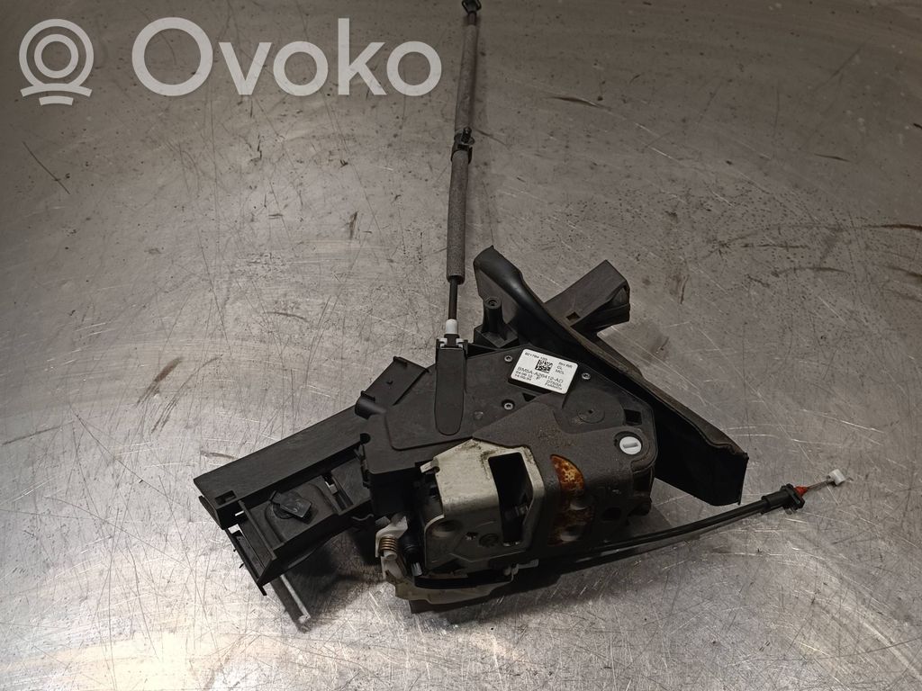Ford Focus Aizmugurē slēdzene 
