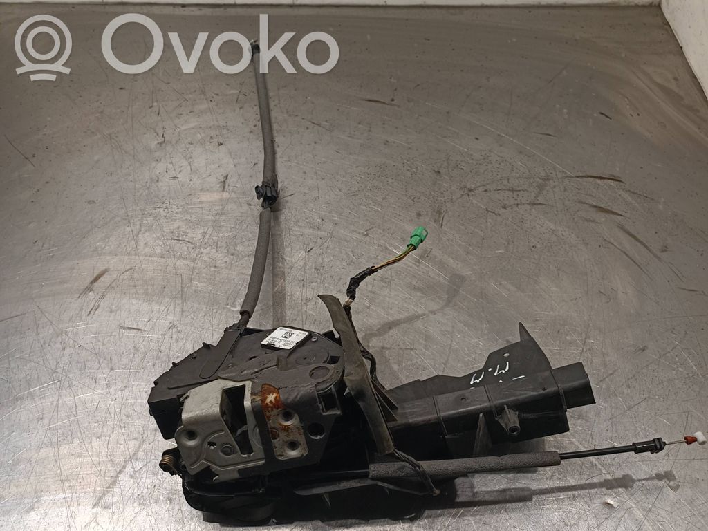 Ford Focus Front door lock 