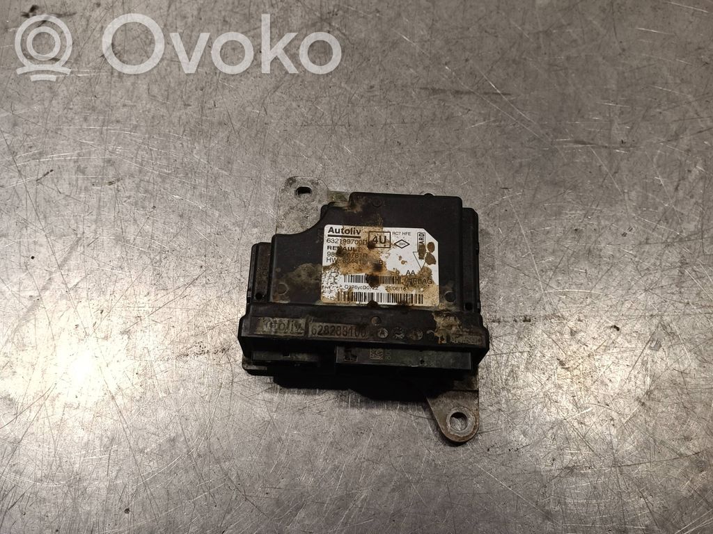 Renault Kadjar Airbag control unit/module 