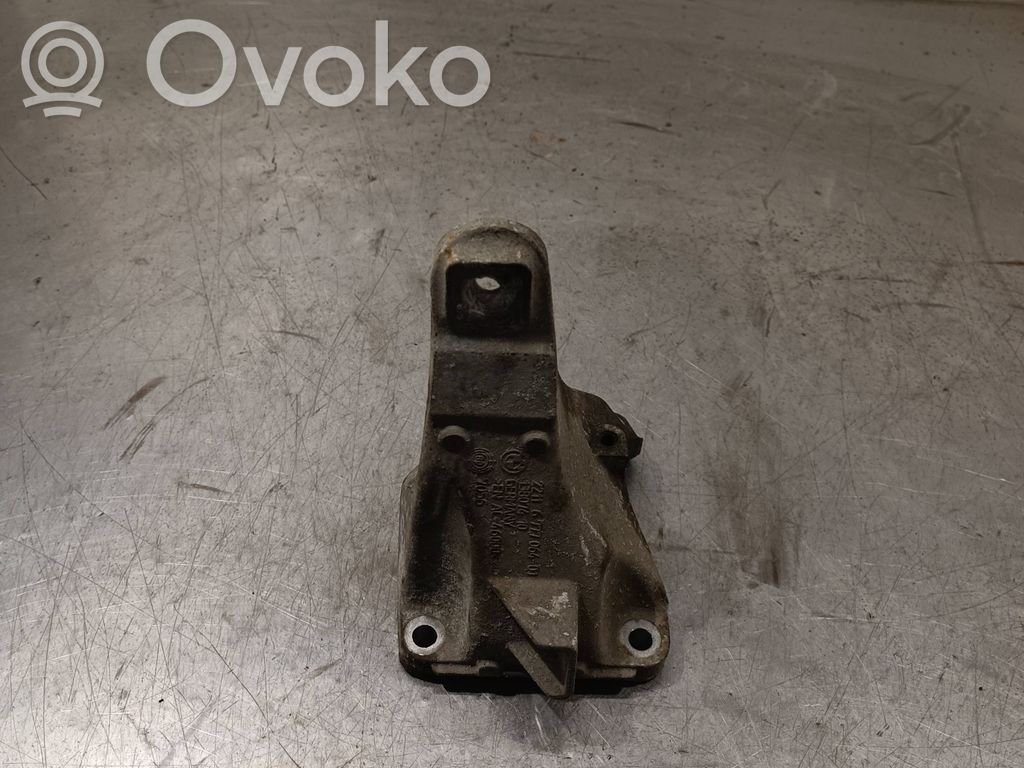 BMW X1 E84 Engine mounting bracket 