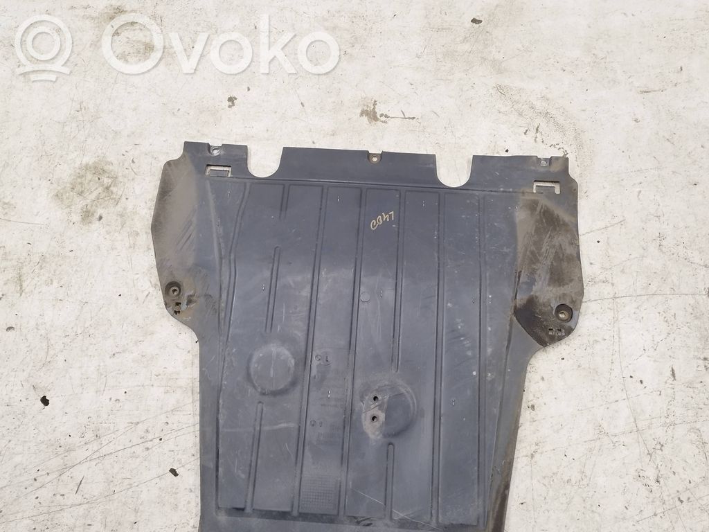 Renault Captur Variklio dugno apsauga 
