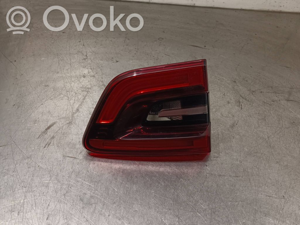 Renault Kadjar Tailgate rear/tail lights 