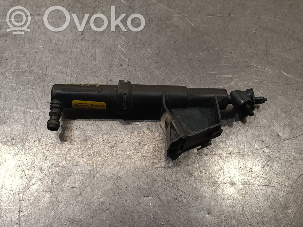 Volvo C30 Dysza spryskiwacza lampy przedniej 