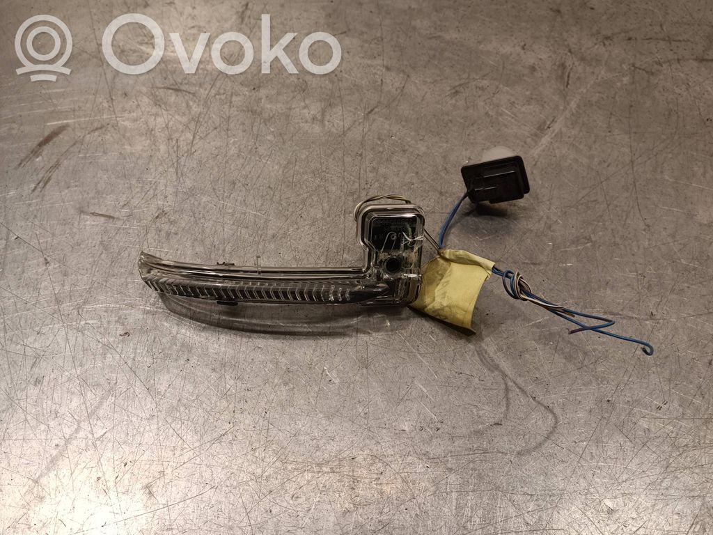 Renault Kadjar Mirror indicator light 