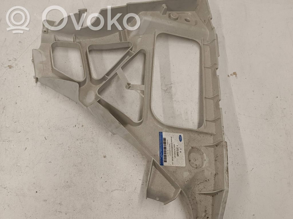 Ford Focus Передний держатель бампера 