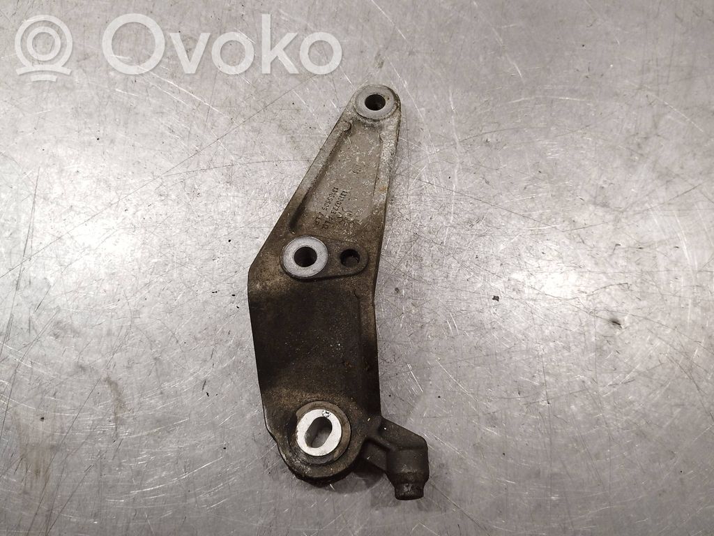 Opel Corsa D Gearbox mounting bracket 