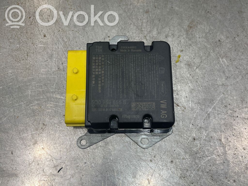 Volkswagen PASSAT B8 Airbag control unit/module 
