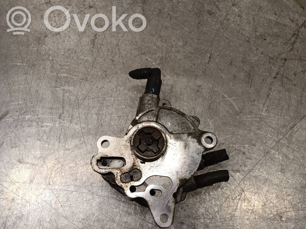 Audi A3 S3 8P Alipainepumppu 