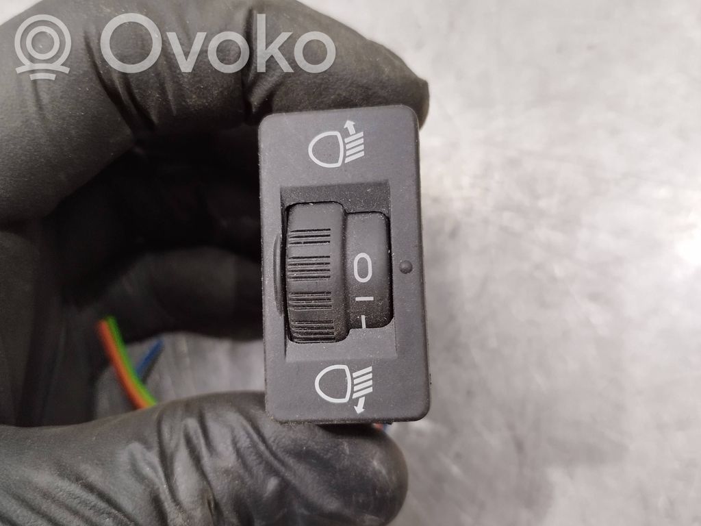 Citroen DS3 Ajovalojen korkeuden säätökytkin 