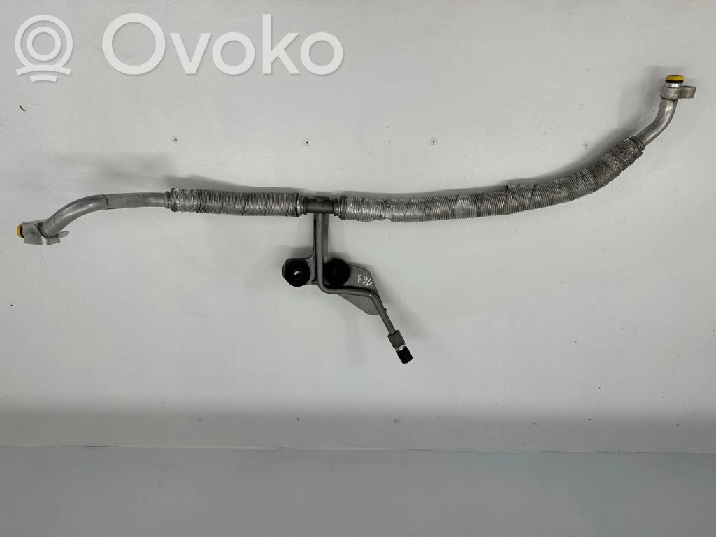 BMW 5 E60 E61 Air conditioning (A/C) pipe/hose 