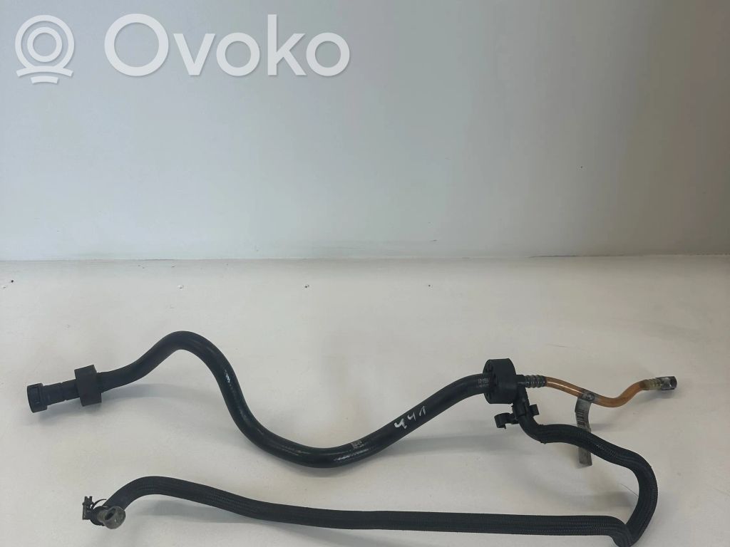 BMW 3 E90 E91 Fuel line/pipe/hose 