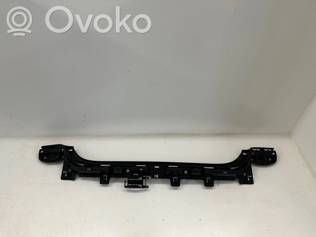 BMW 3 E90 E91 Galinis laikiklis bamperio 