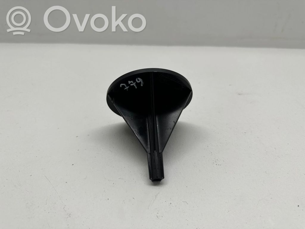 BMW 5 E60 E61 Tornillo de la rueda de repuesto 