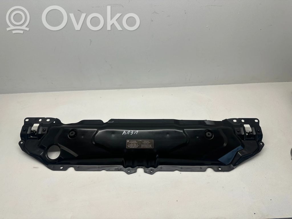 BMW 5 E60 E61 Radiatoru paneļa augšējā daļa (televizors) 
