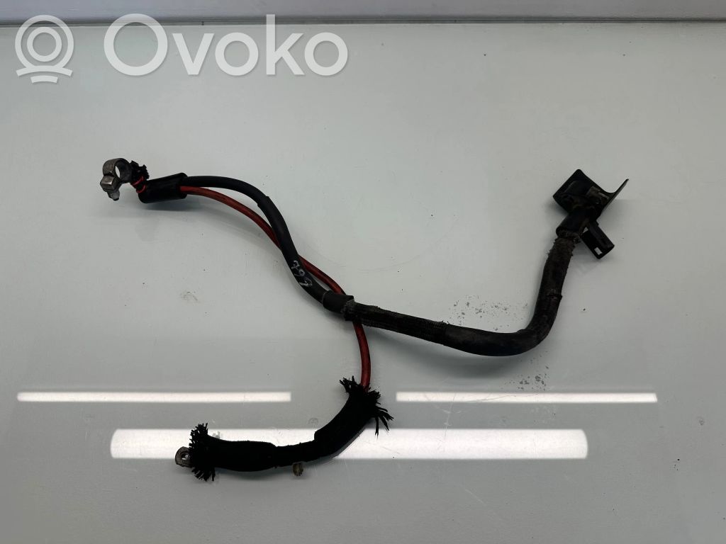 Volkswagen Jetta VI Positive cable (battery) 