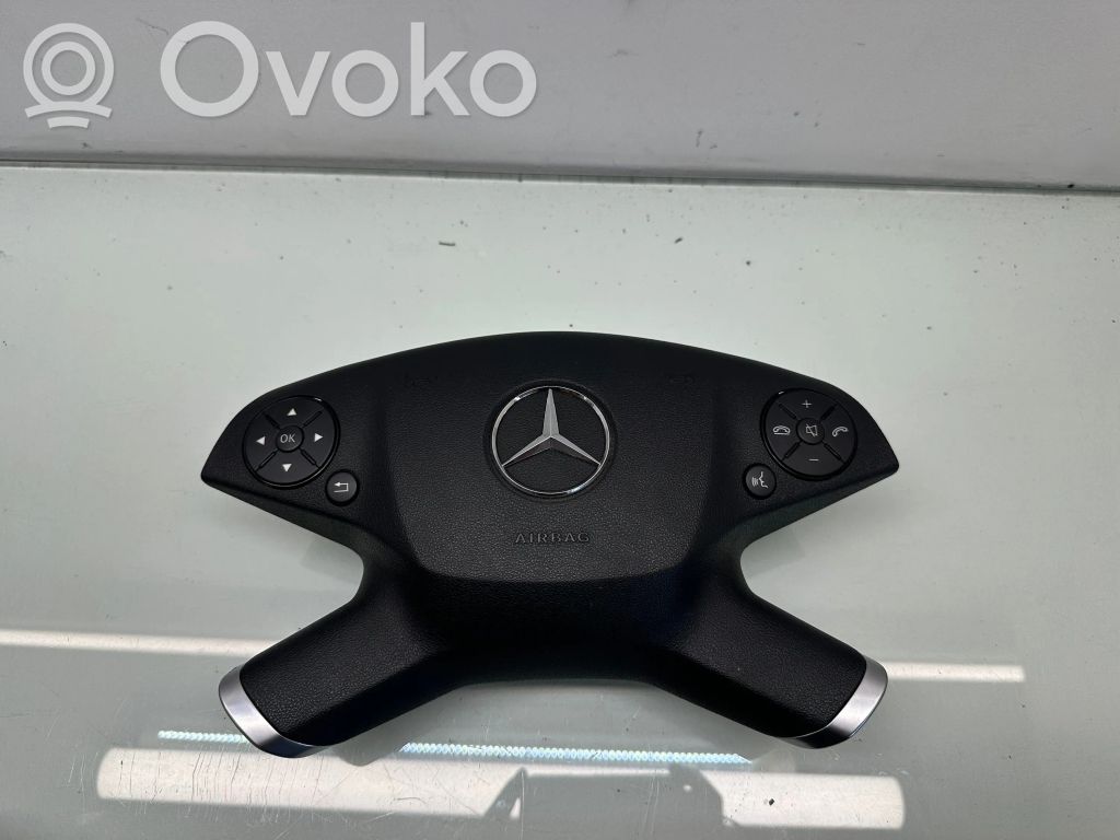 Mercedes-Benz E W212 Vairo oro pagalvė 