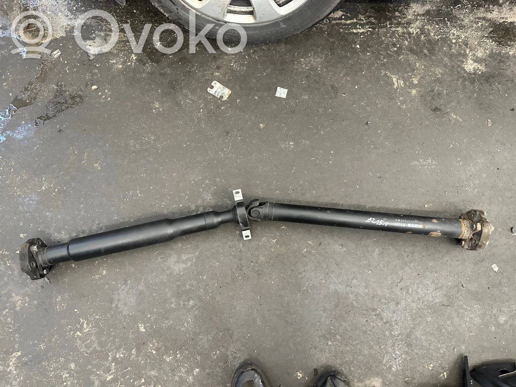 BMW 3 E90 E91 Kardanas komplekte 