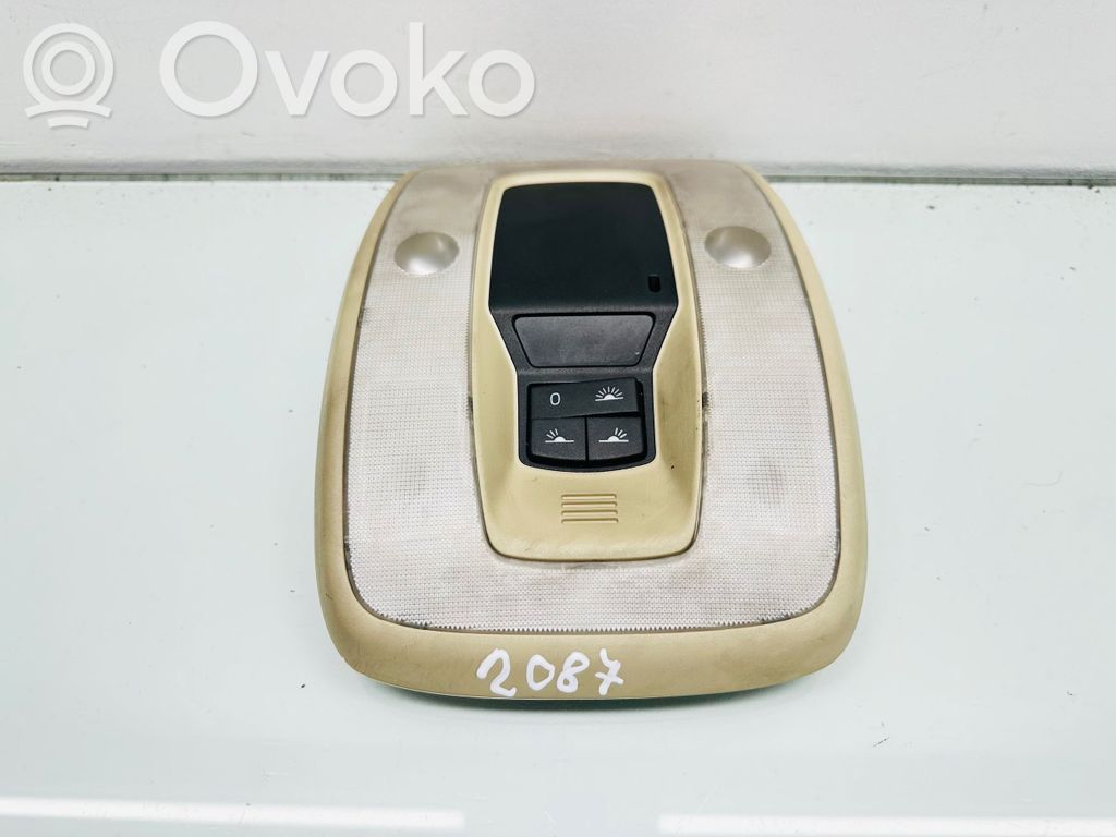 Volvo XC60 Front seat light 