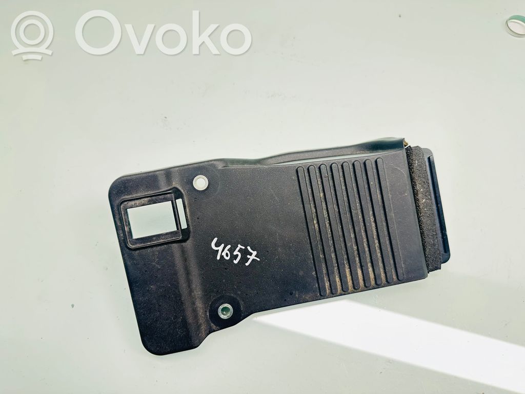 Volvo V90 Cross Country Akkulaatikon alustan kansi 