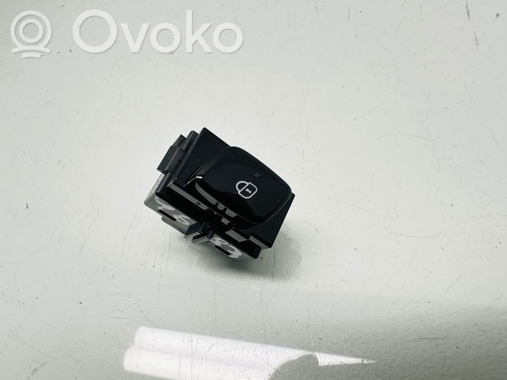 Volvo V90 Cross Country Central locking switch button 