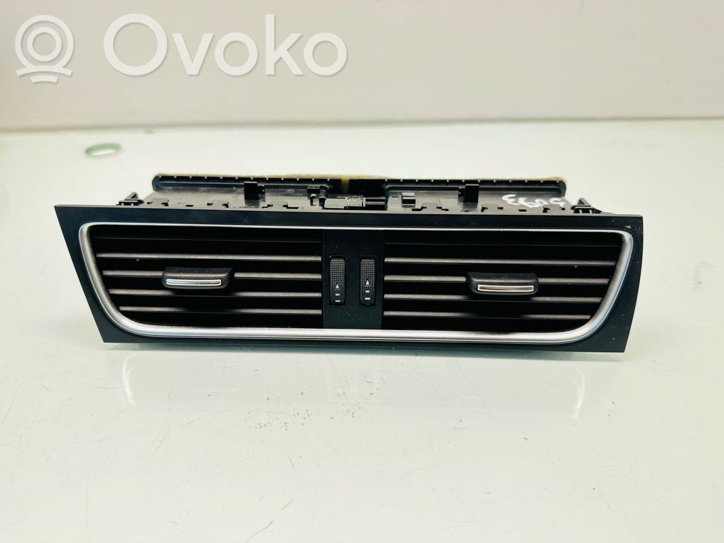 Audi A4 S4 B8 8K Centrinės oro grotelės 