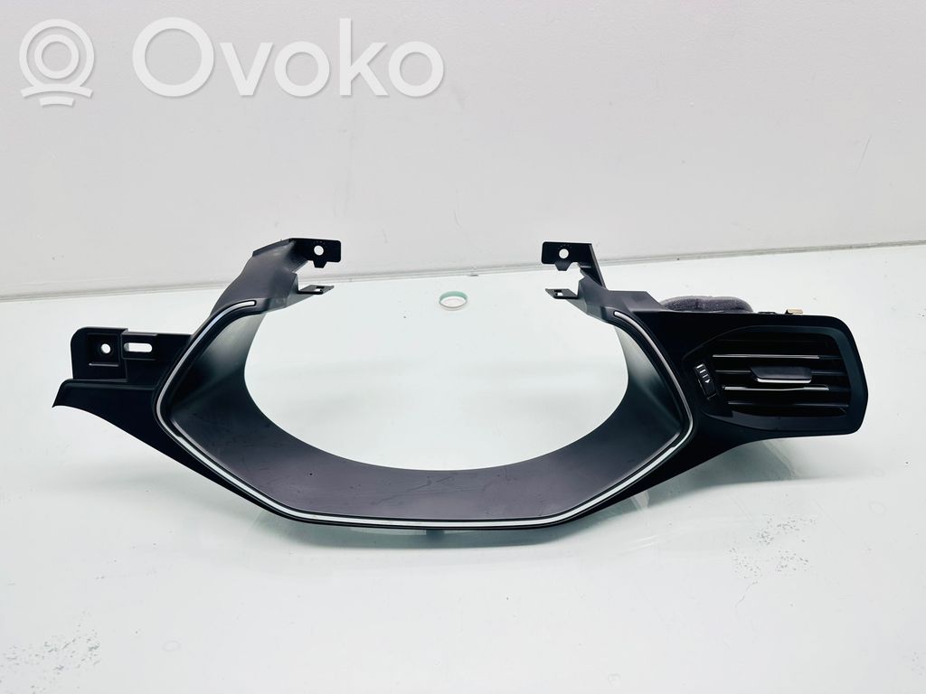 Ford Kuga III Kojelaudan kehys 
