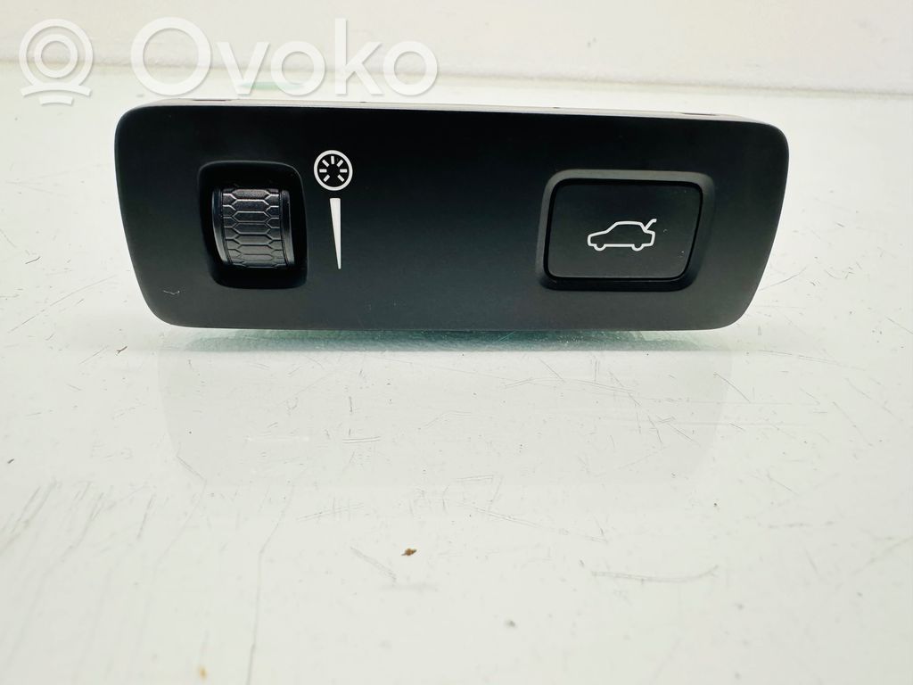 Volvo S90, V90 Tailgate opening switch 