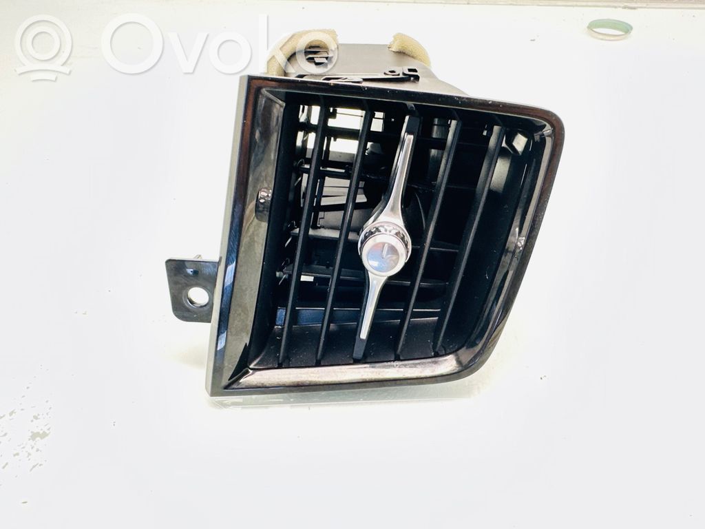 Volvo S90, V90 Boczna kratka nawiewu deski rozdzielczej 
