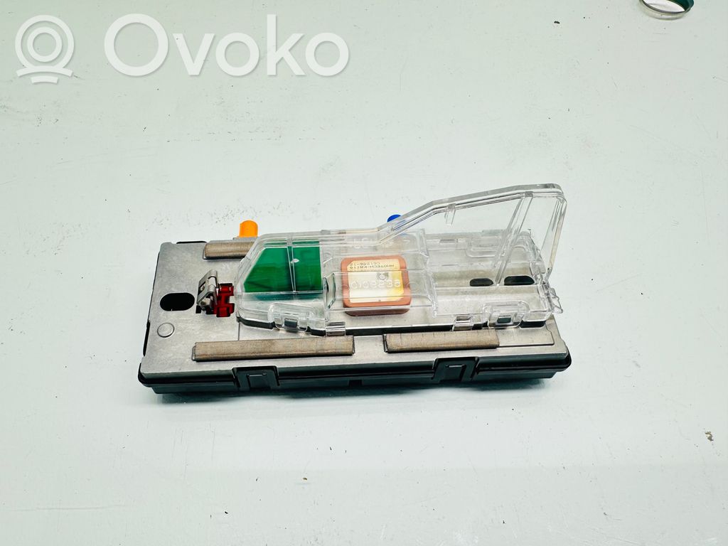 Volvo S90, V90 GPS-pystyantenni 