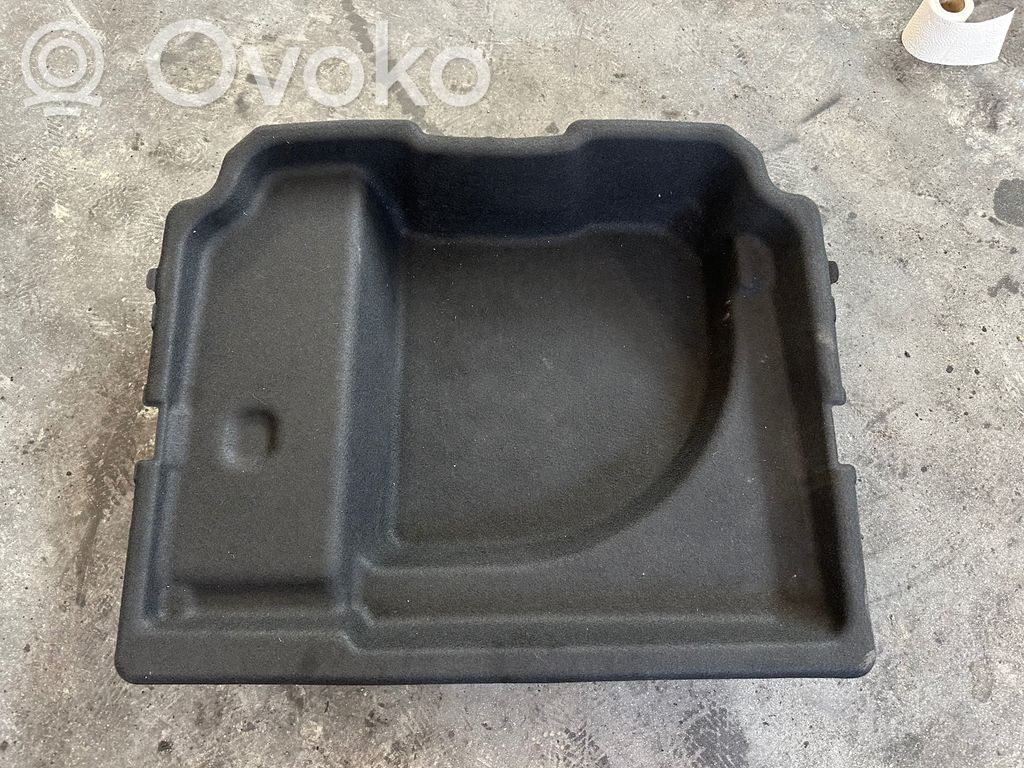 Wykładzina podłogowa bagażnika   31462618,111059,0105238